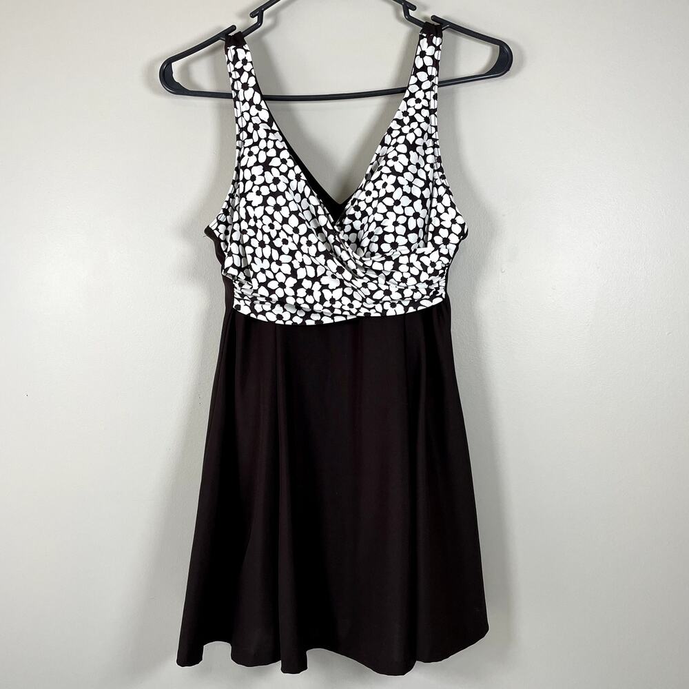 IT FIGURES Slender Thighs Chocolate Brown Daisy Print Empire Wrap Swim Dress‎ 12